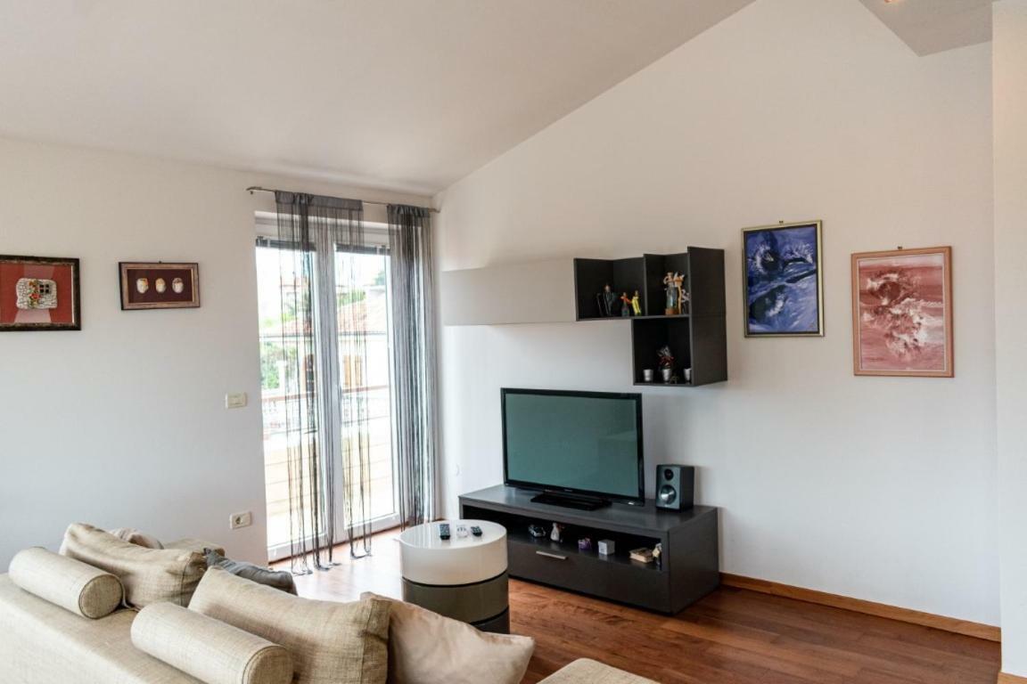 Apartamento House Mia Ližnjan Exterior foto